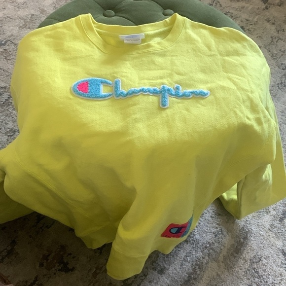 Champion Reverse Weave Yellow Crew Sweatshirt Pullover size L logo spell out - Picture 5 of 11